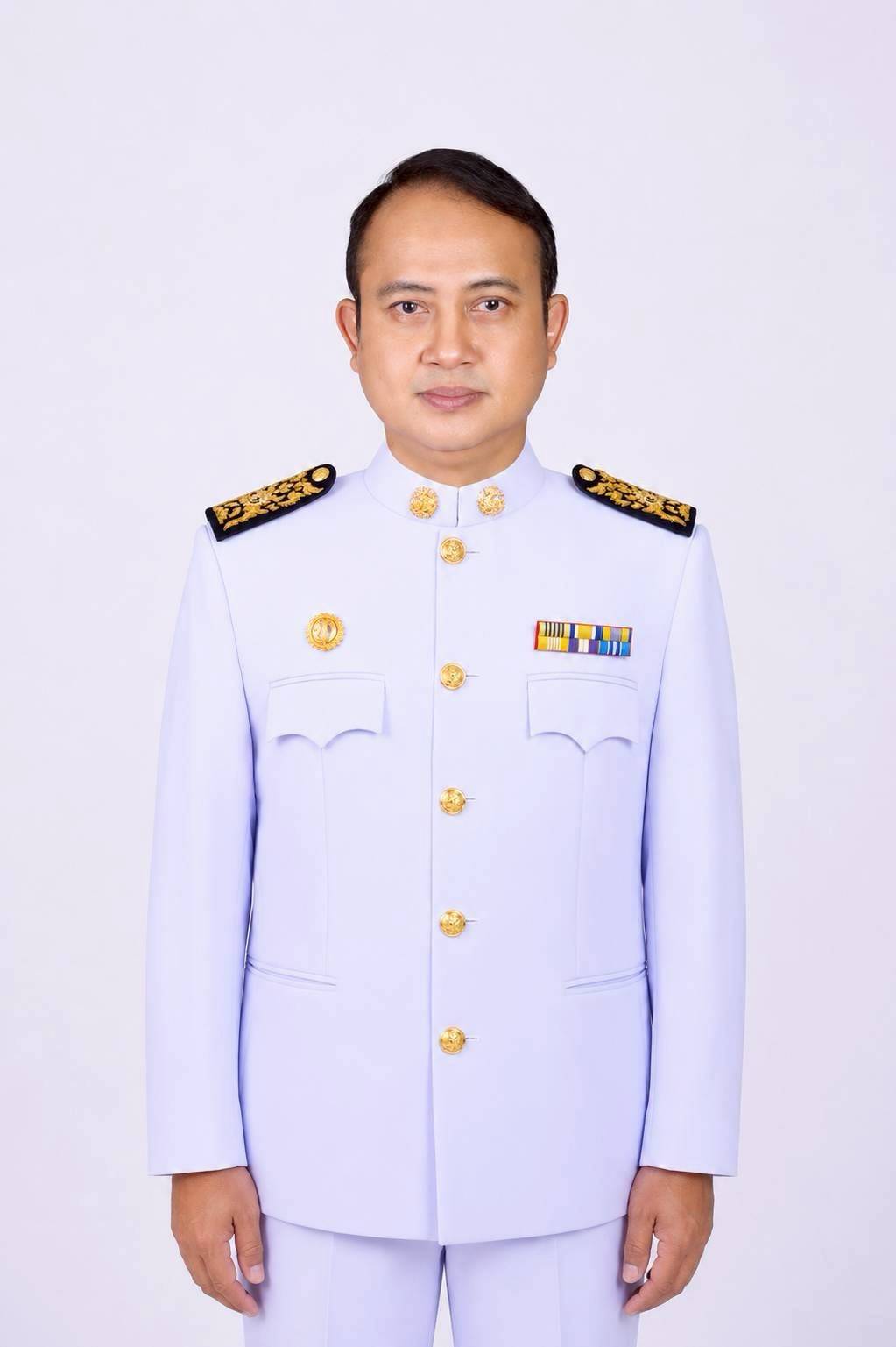 นายชูชัย ใจบุญ